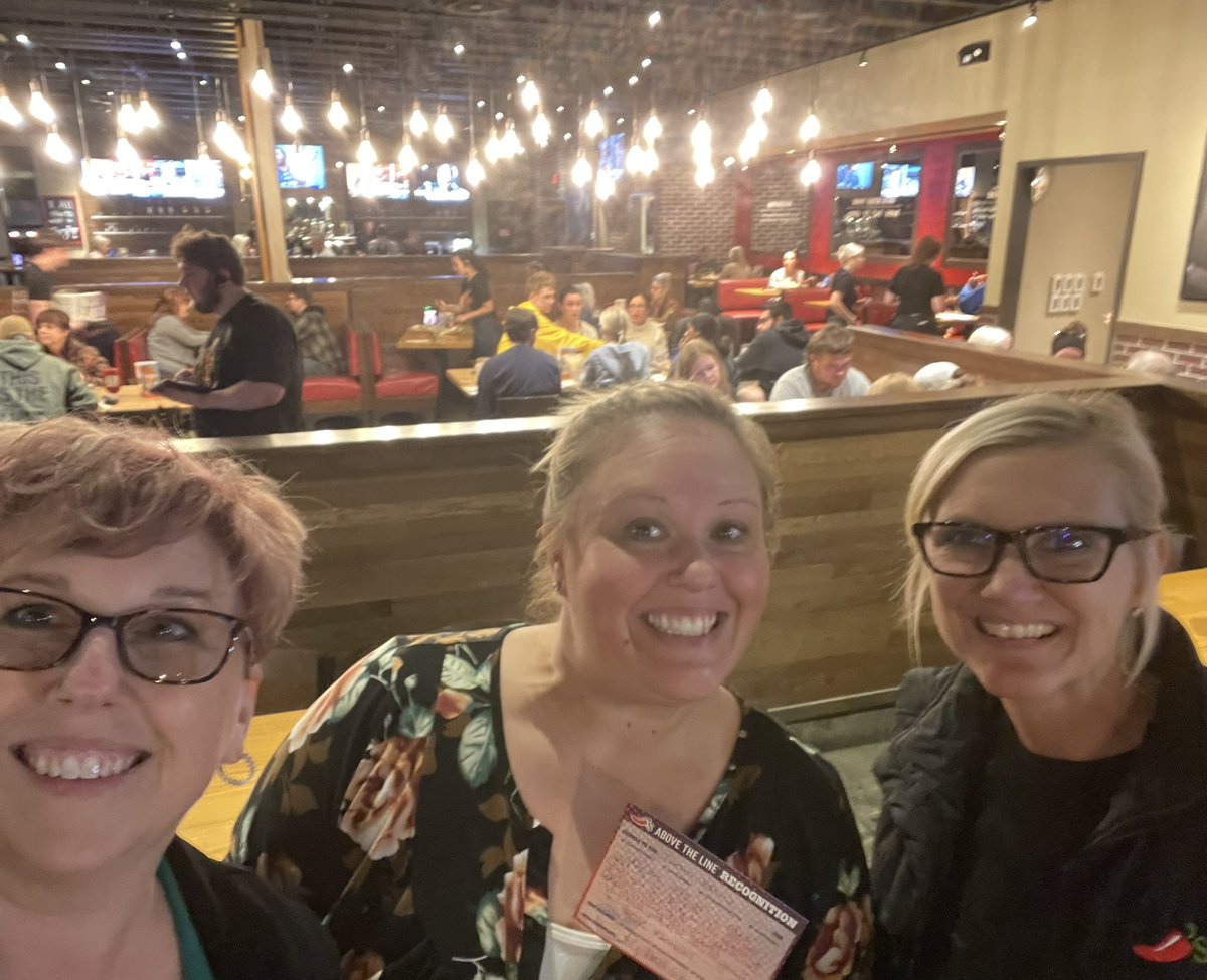 LOVED having the great <a href="/carrie_bwilson/">Carrie Wilson</a> in my market - Sharing knowledge, building relationships and role modeling #chilishospitality in two states!Thank you for a great time we can’t wait to have you back! <a href="/neufeldjosh1/">Josh Neufeld</a> <a href="/taryn_mahaffey/">Taryn Mahaffey</a> <a href="/train3rgirl/">Kimberly Harding</a> <a href="/t_laintz18/">Tracy Laintz</a> <a href="/wgourley1577/">Whitney Gourley</a>