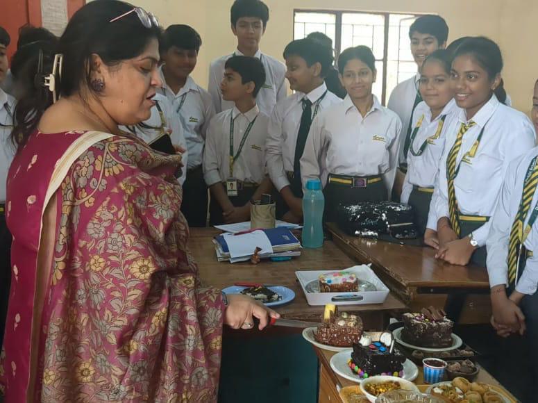 dppschool_se's tweet photo. #Childrenday #DPPS, SE #celebrated with gusto and good cheer. 
#Middleschool #showcased #creativity #talent in #firelesscooking. They prepared #healthymeals

#dpps #ShSanjayArora #CPDelhi #Talentandcreativity #atmadesh #Dependra_Pathak #DPPS #rubymalhotra https://t.co/Djpi57QyJg