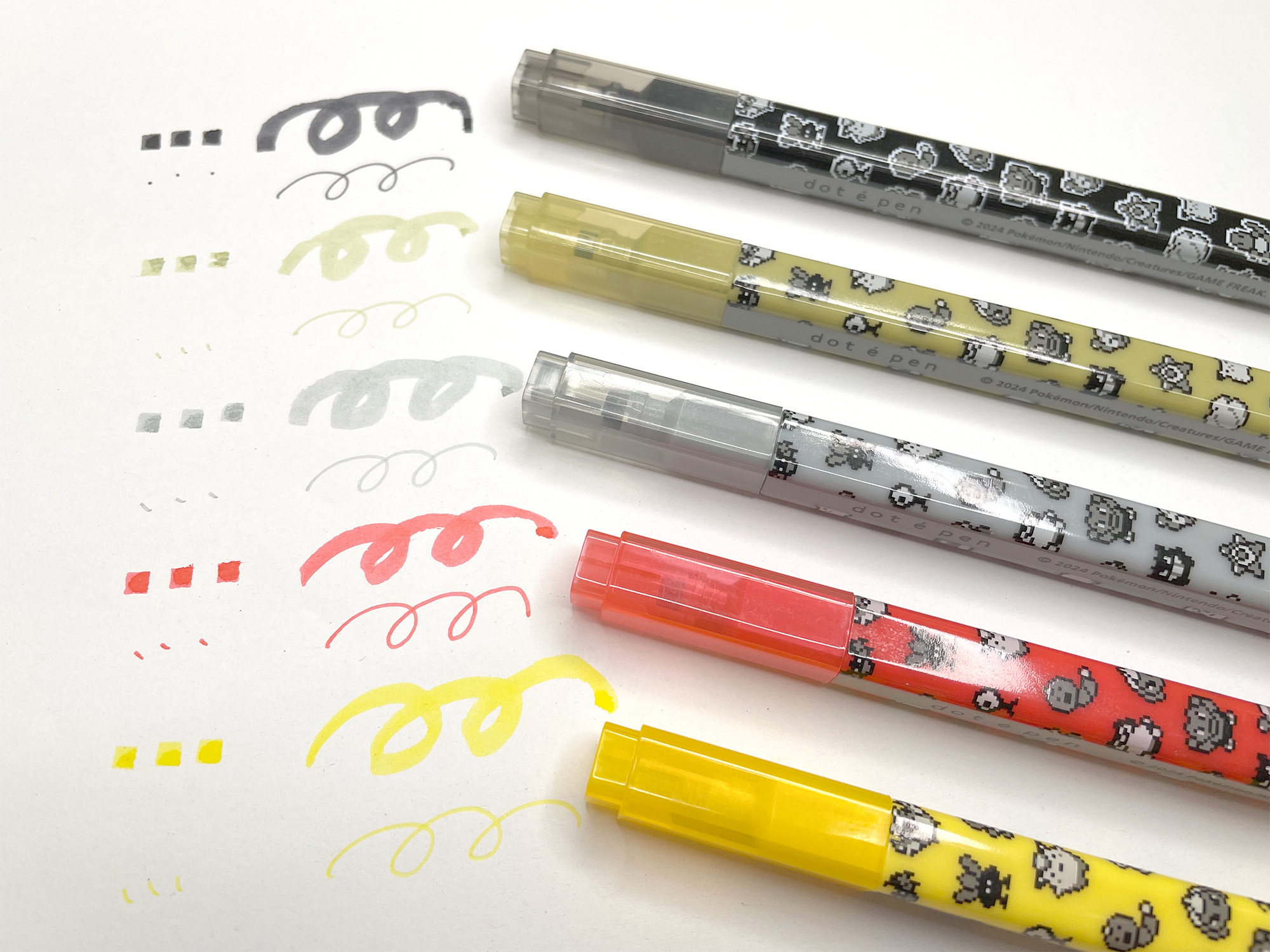 ステッカー付き「からっぽ」にしたいゴミ箱 ｜【公式】ポケモン