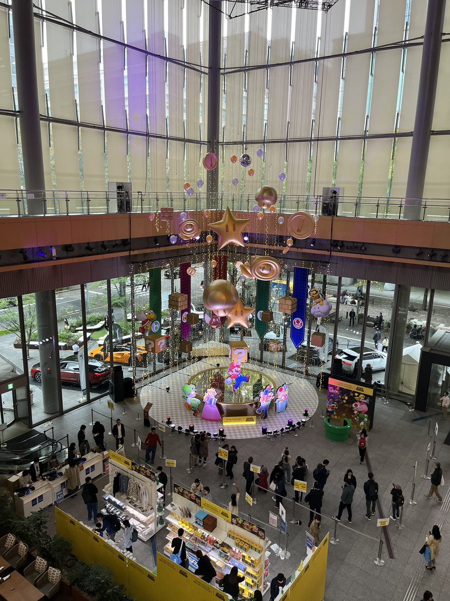 chune_Camp's tweet photo. 育休も残り２週間。

#マリオ
#super_Mario 
#MARUNOUCHI_BRIGHT_HOLIDAY https://t.co/ruOBiQY5ci