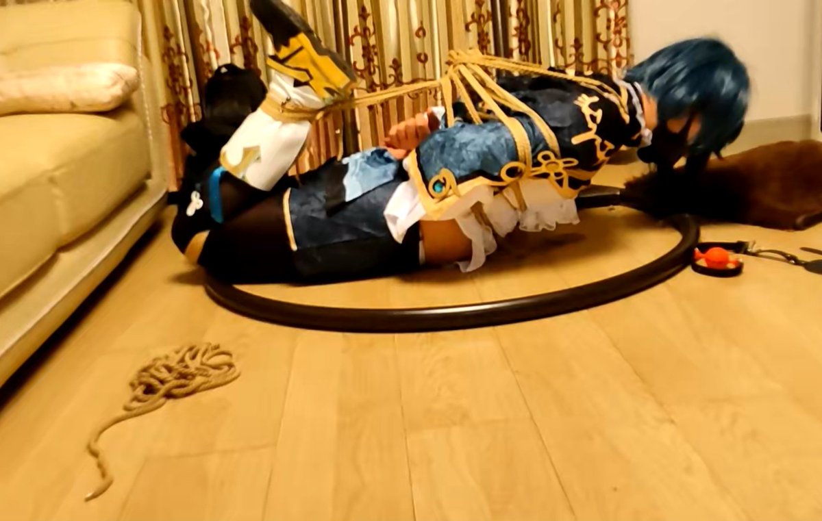 为伊殇 tweet media