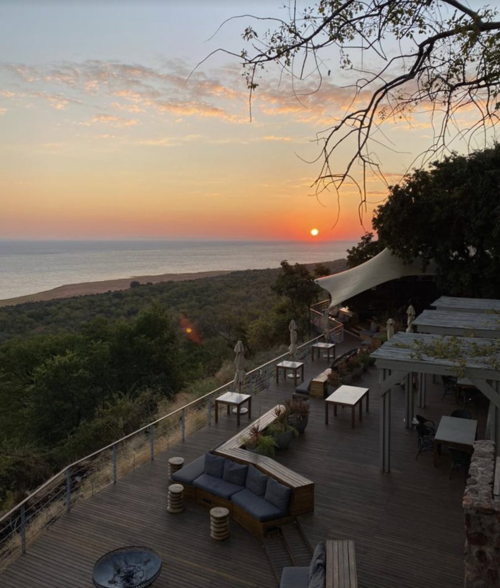 Top 10 Holiday Resorts in Zimbabwe 

It’s that time of the year yet again. Add yours!!

Thread!!!

1. Bumi Hill Safari Lodge Mat North