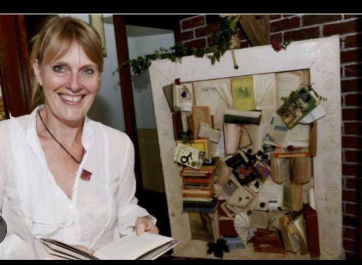 Elaine Robinson Artist SPOTtimespotTIME tweet media