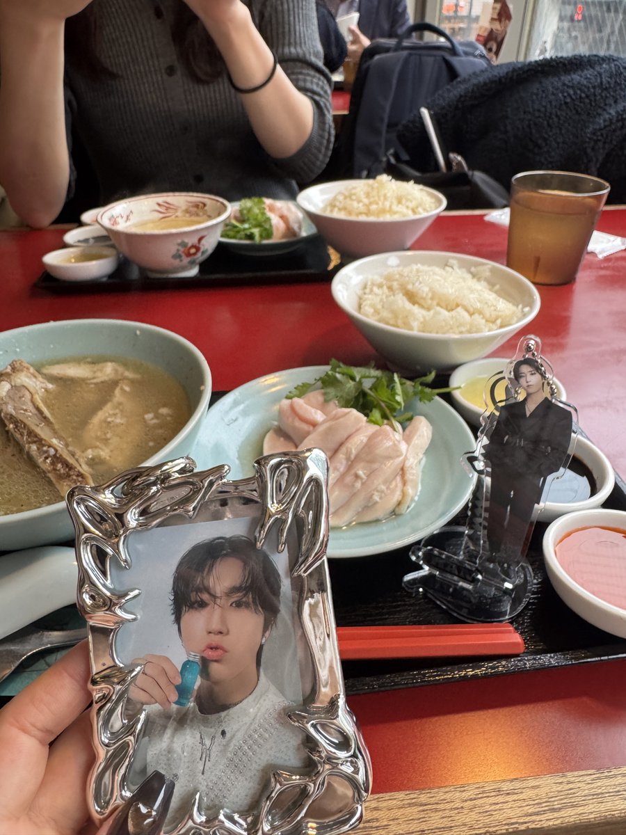 241114
dominATEツアー　1日目！
ジソンくんの高音絶好調だし、ソロ曲あえて予習しないで臨んだけど、ロックスター한지성最高だったよ😭
やっとHold my handちゃんと聴ける..🥹
#dominATE_JAPAN  #StrayKids