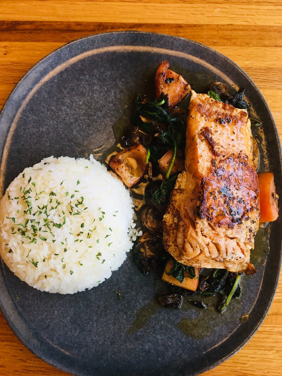 Calvo'sLifeStyleClub tweet media