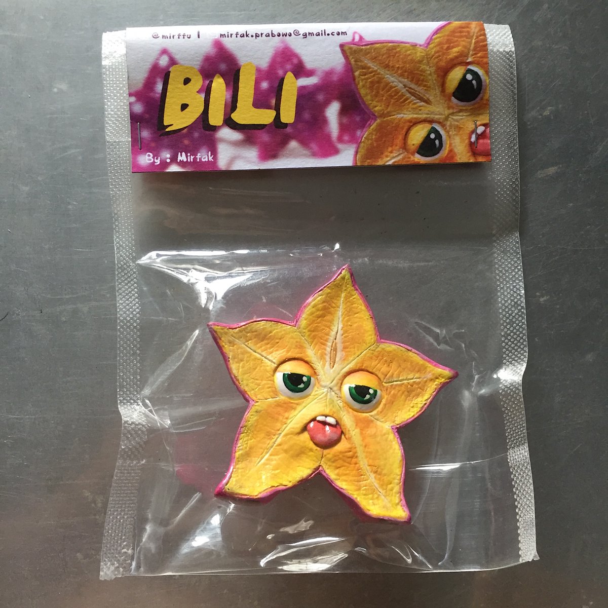 toysrevil tweet media