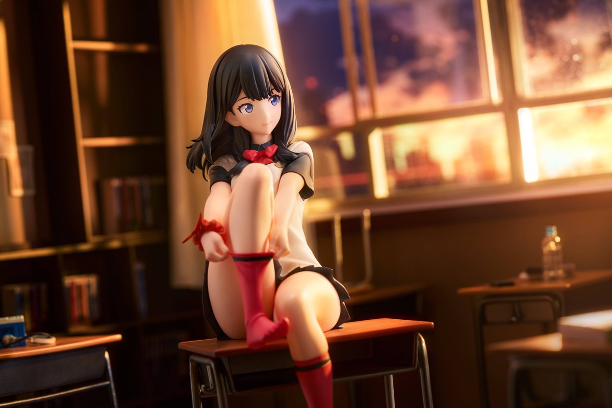 🙌ご予約開始🙌

宝多六花
■仕様：1/7スケール 
■全高：約240mm
■価格：14,700円（税込）
劇場版アニメ『グリッドマン ユニバース』より、「宝多六花」が劇場版衣装でスケールフィギュアとして登場！

▼商品情報はこちら
goodsmile.com/ja/product/113…
#宝多六花 #GRIDMAN_UNIVERSE