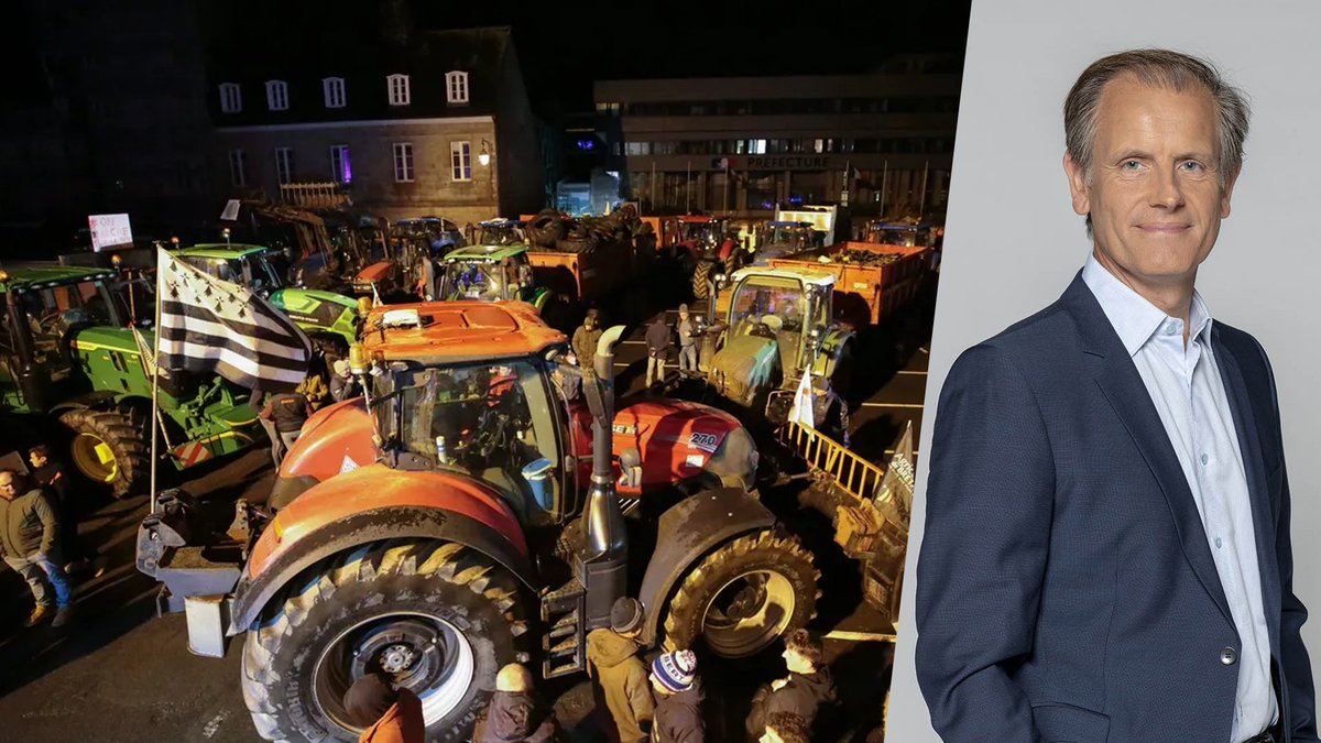 france3Bretagne's tweet photo. #dep
Les agriculteurs sont dans la rue pour dénoncer des revenus insuffisants et des normes trop complexes

👥Robin Durand et ses invités décryptent les enjeux de leur mobilisation et les conséquences de l'accord de libre-échange avec le Mercosur

📍Dimanche à 11h05 https://t.co/h6OoUA8J1R