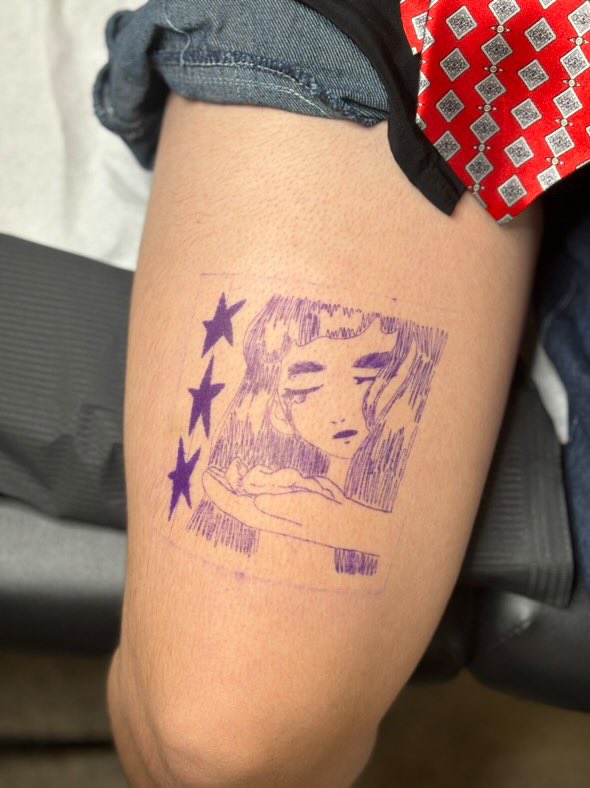 junnistz's tweet photo. je me suis refait tatouer par @/triadelunaire_ttt (sur insta) #explose https://t.co/432PFvUd5H