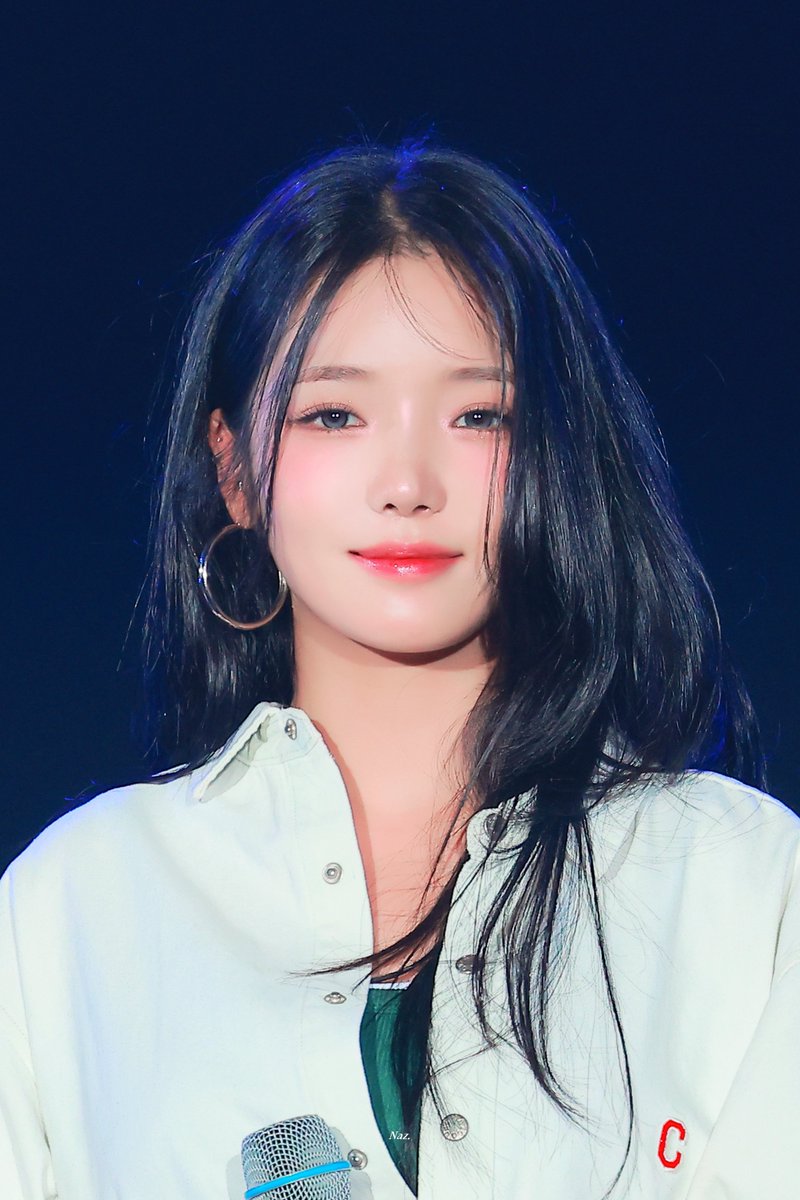 Naz_981123's tweet photo. 나의 가수 지선 생일축하해🎤🎶🎹

#HAPPY_JISUN_DAY
#노지선 #RohJisun 
#프로미스나인 #fromis_9 https://t.co/MueGiW4uac