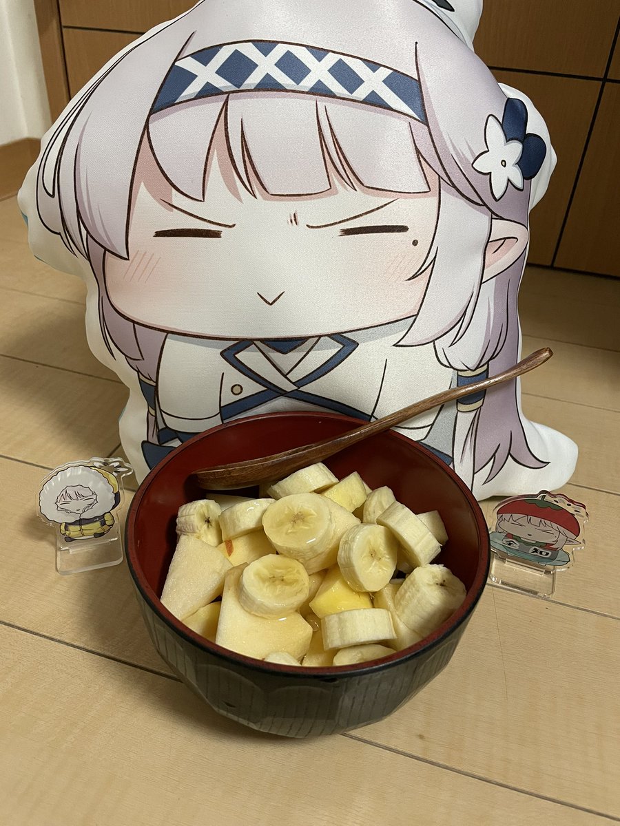 ヒマリ(ブルアカ) 「ドヤヒマちゃん今日のズボラ健康おやつは何か無性に甘いものが食べたいからハチミツ増」|モんぺ(skeb募集中)のイラスト