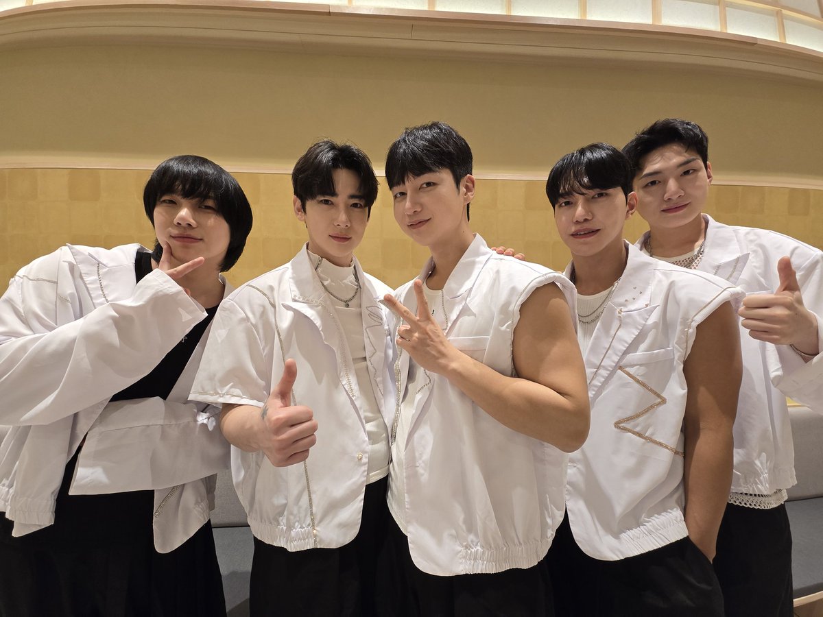 KPLUS_ENT's tweet photo. BE:MAX JAPAN CONCERT 
2024.11.23  PM16:00
K-stage O!
#bemax #kpop #idol #japan #fyp #rebornboys #ABEMA #concert #reborn 
#Kstage 
@_BE_MAX_ https://t.co/JrsgckxgGE