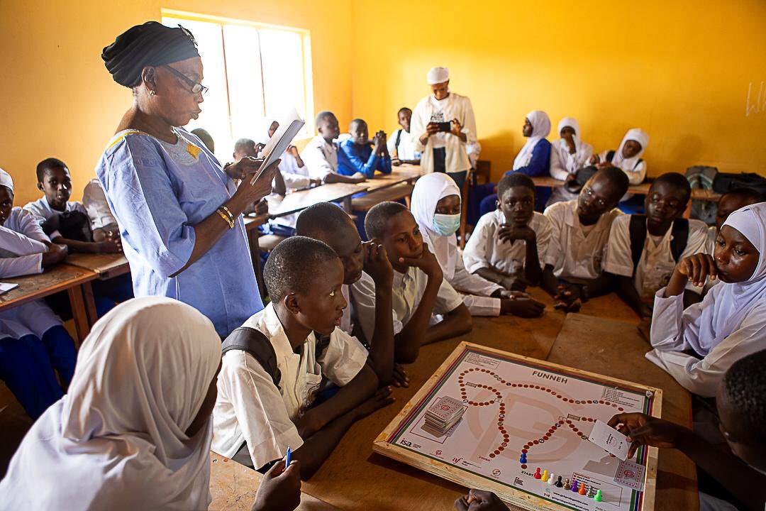 GirlsPrideGam's tweet photo. Providing schoolboys and girls with the opportunity to voice their concerns and express themselves regarding their sexual and reproductive health and rights through the establishment of school ambassadors clubs and the creation of safe spaces for students.
#WEProject #MHHM #SGBV https://t.co/o7HxZN7eL1