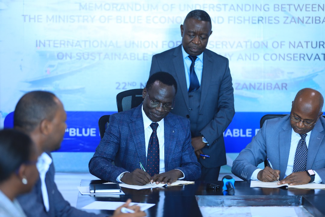 IucnE's tweet photo. Today, our RD @LAnukur is in #Zanzibar 🇹🇿for MoU signing ceremony between #IUCN and the @WUBU_Zanzibar of the Revolutionary Government of Zanzibar

With this #MoU, Our work in the Islands will get a boost and the impact will benefit the people and #Nature across the islands.

1/4 https://t.co/rQYmxvbOGk