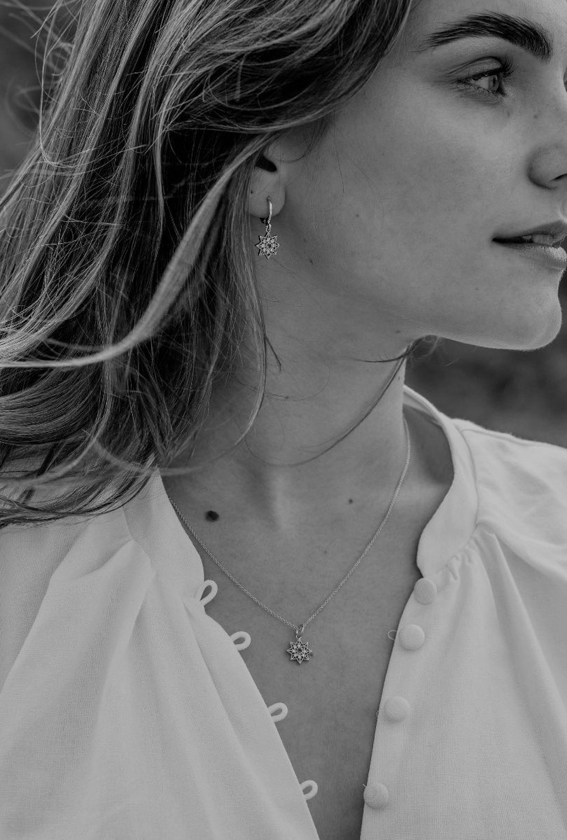 Black Friday is here shop 25% off EVERYTHING including our North Star Huggie Hoop Earrings and Necklace 💫✨

Shop here > wisterialondon.com

#wisterialondon #jewellerylover #blackfriday #christmasgiftideas