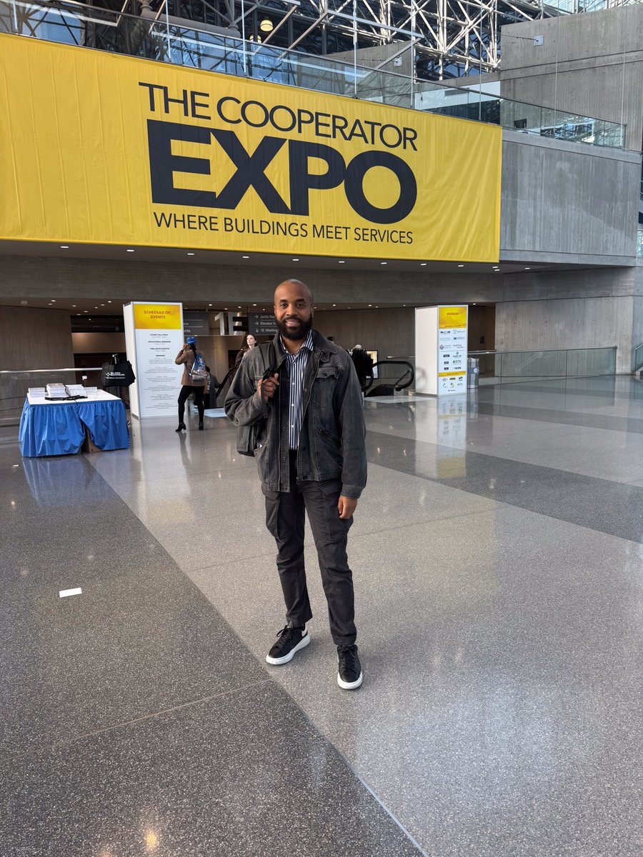 VetraCheck tweet media