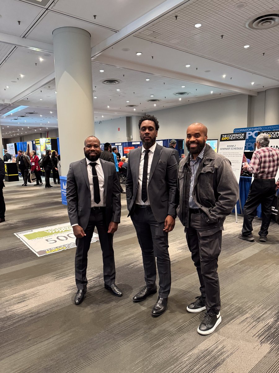 VetraCheck tweet media