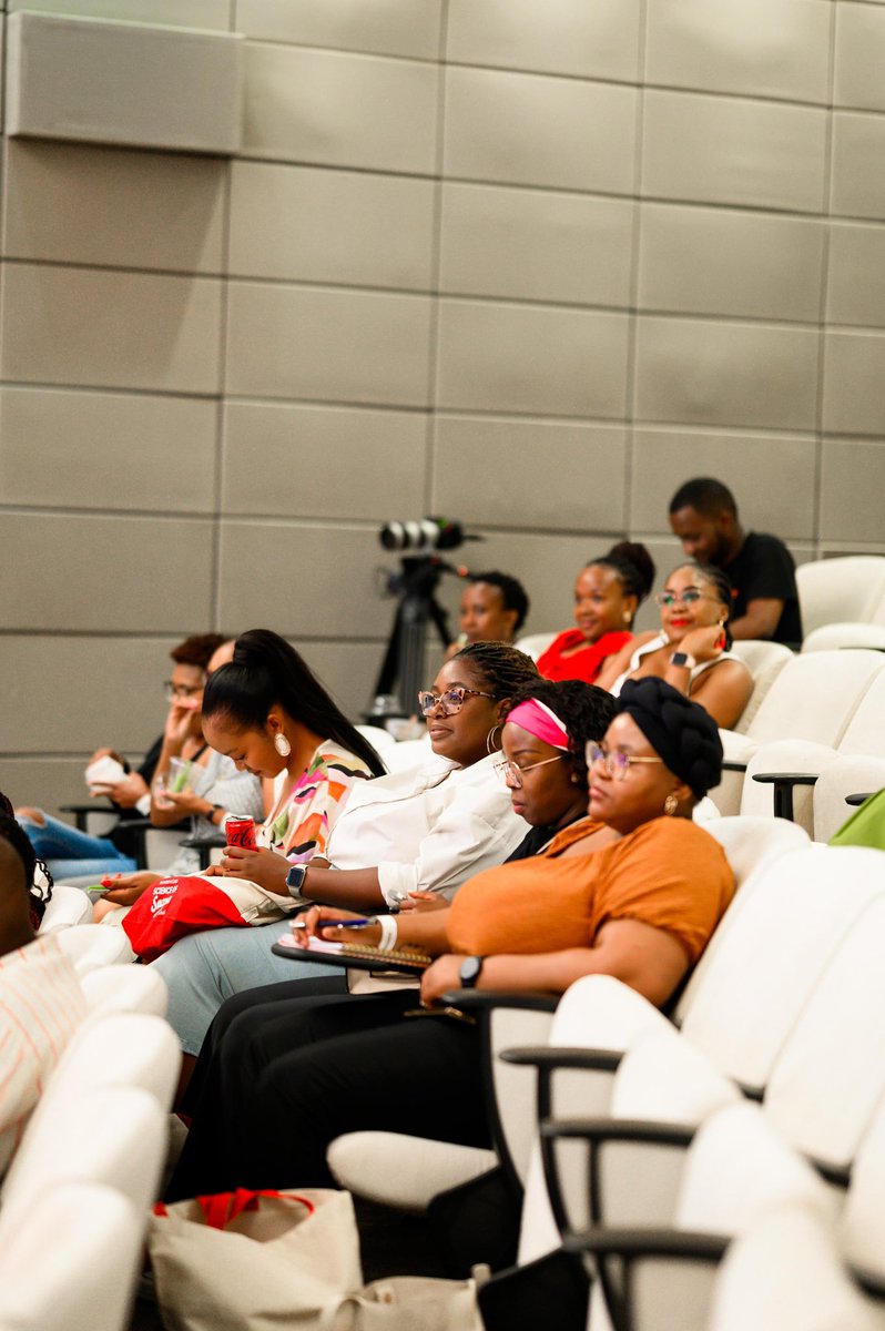 Zar_Ntseto's tweet image. If it’s not adding value, don’t go.🤝🏽🥹

#SuccessIsAScience x