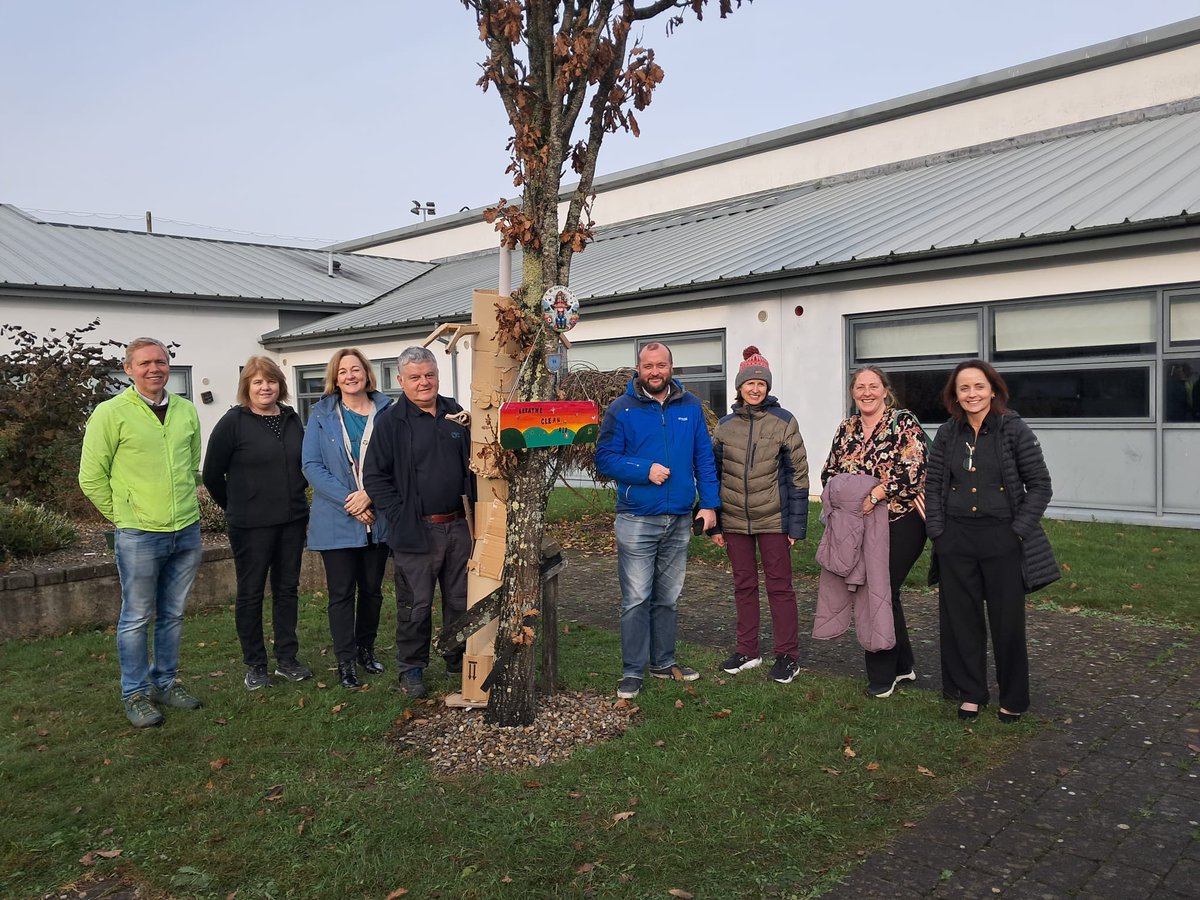 CastletroyC's tweet photo. We are installing a Davis Weather Station and Air Quality monitor to help us collect data Thanks to Simon @Limerickcouncil
Aileen @AnTaisce and Leo from @EPA, our Caretaking team, School Mgt team & @GreenSchoolsIre & Sustainability team
#SDG3 #SDG4 SDG11 #SDG13 #SDG15 https://t.co/pgKAyAQx9h
