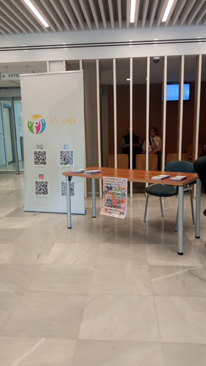 Fotografias de nuestras mesas informativas con motivo del #19N.
Agradecer, como siempre, a <a href="/facpsi/">Psicología Sevilla</a> su colaboración y acogida.
También a <a href="/AGSSurSevilla/">AGS Sur de Sevilla</a>  y <a href="/HospitalUVRocio/">Hospital Universitario Virgen del Rocío</a>  por darnos el espacio y las oportunidad para llegar a más personas. 

#19N
#ASI