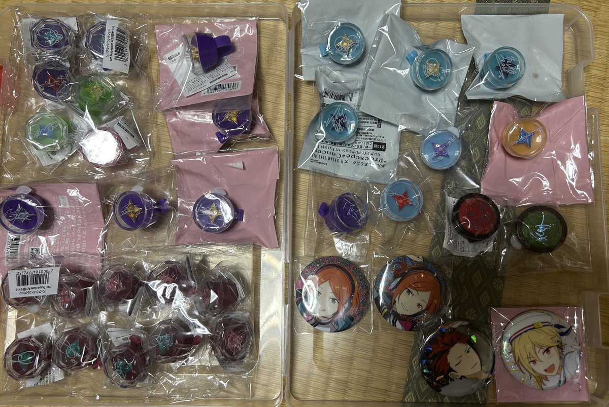 asukao71's tweet photo. あんスタ　
交換譲渡
リングライト、缶バッチ

譲:※みか、※宗、※薫、※大神、アドニス
奏汰、千秋、翠、宙、つむぎ
※藍良、※マヨイ、創、北斗
紅郎、蓮巳、なずな、光
ひなた、ゆうた

求:凛月、日和、ジュン
※日和、ジュンはリングライトのみ求めてます。
定価
※は交換のみ
23日幕張手渡し https://t.co/UjgyEydes2