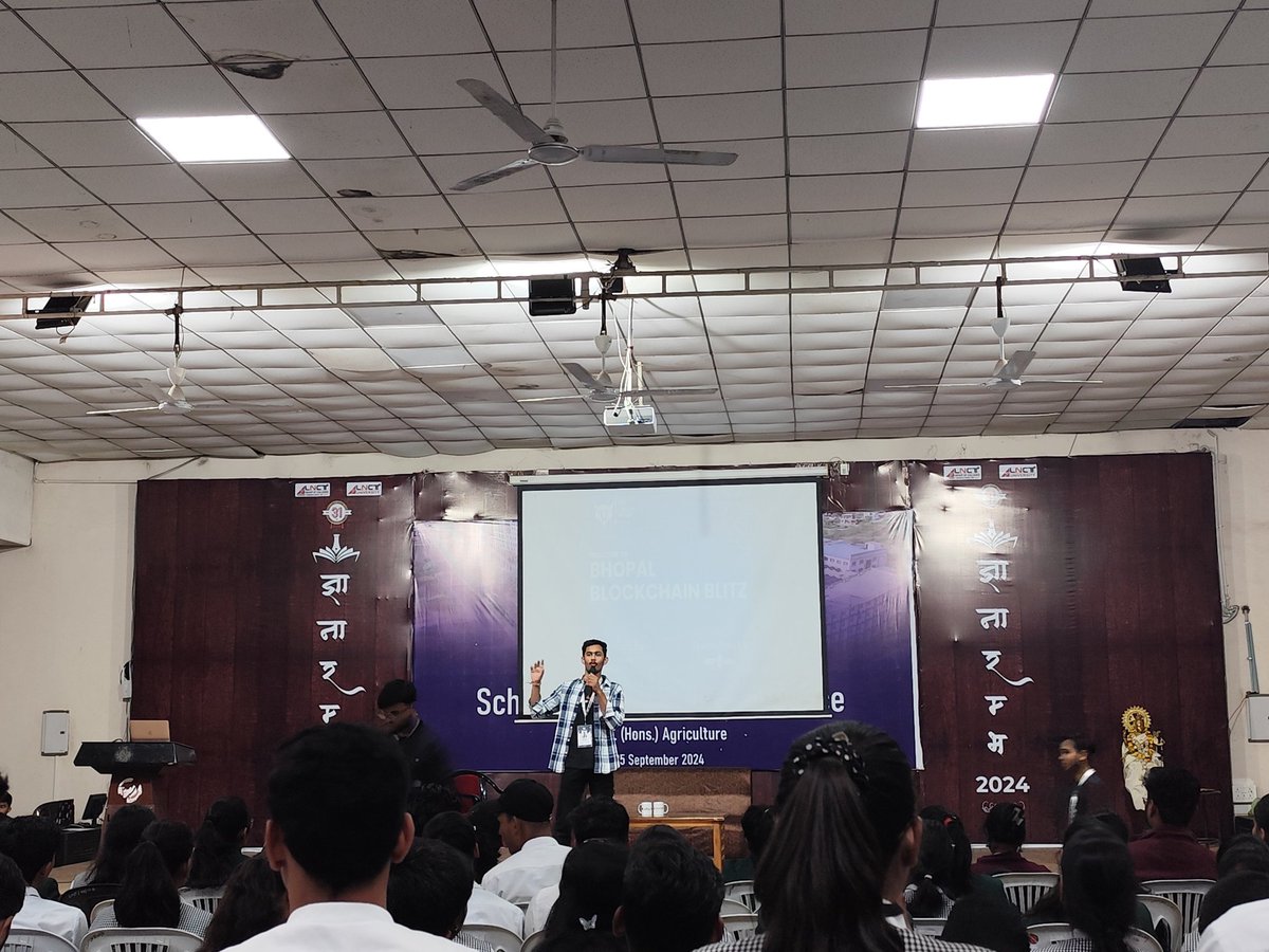 EkanshSingh0195's tweet photo. Today Attended An Amazing Event on Blockchain organised by @Arun_edition and @Aniketsahu_115
@og_guild
#Blockchain #BlockchainBlitz #Crypto #LNCT #LNCTE https://t.co/9OsL52cuCK