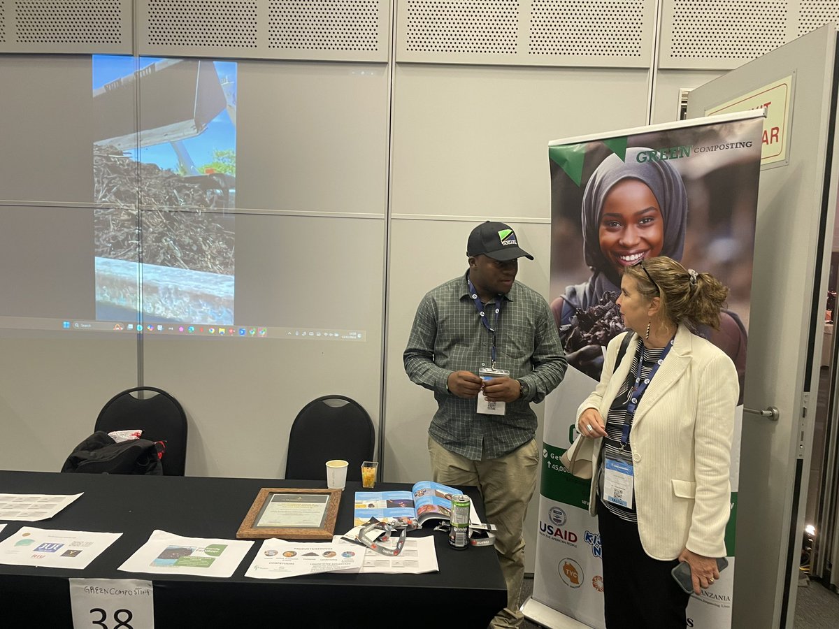 Reflecting on the amazing moments from @yaliexpo2024 in Cape Town, South Africa! 🌍✨ It was an honor to showcase Green Composting’s mission and connect with like-minded changemakers dedicated to driving innovation and sustainability.
