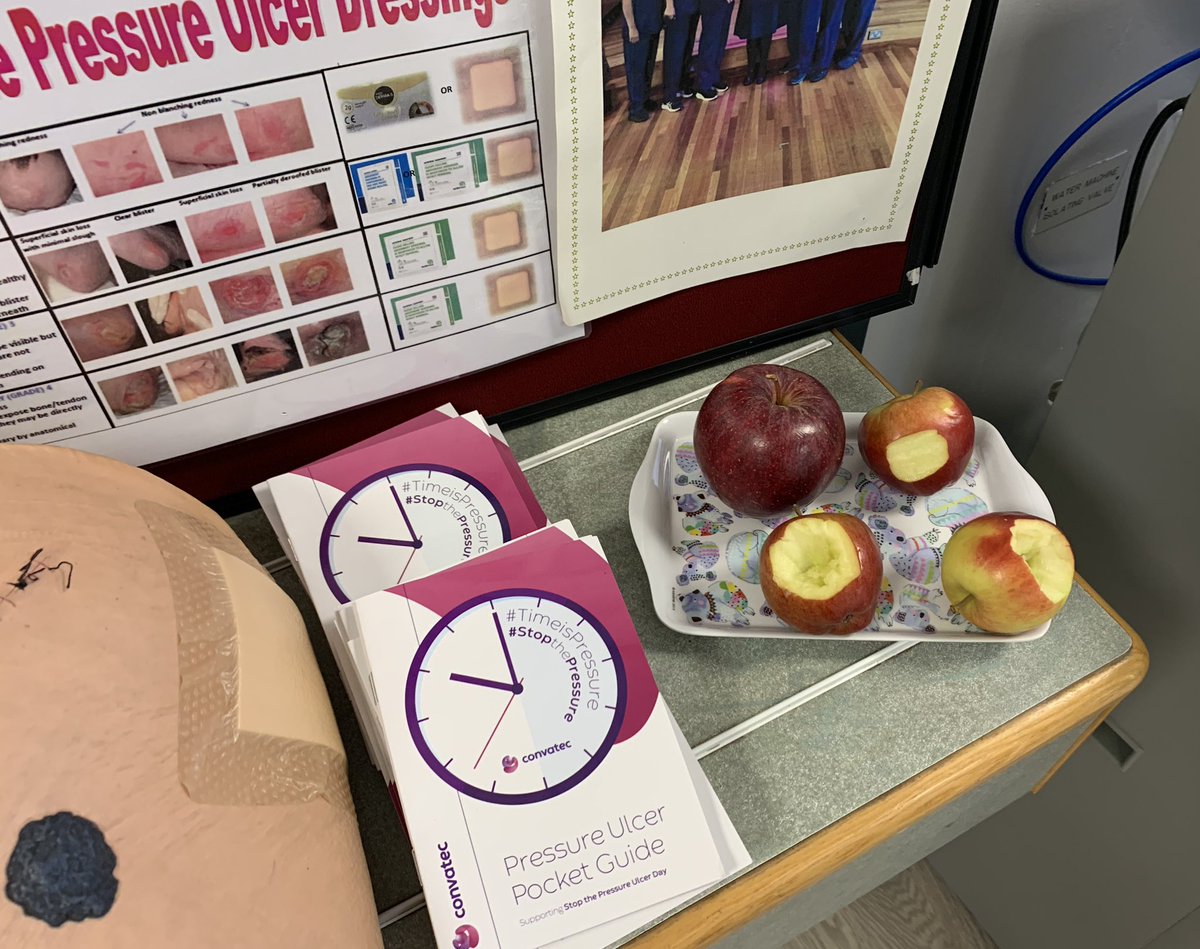 maria_tvlns's tweet image. Day 2 of Stop The Pressure now at Ellesmere Port Hospital @TheCountessNHS  #stopthepressue24 #patientsafety #avoidableharm #tissueviability @TheQNI 💕