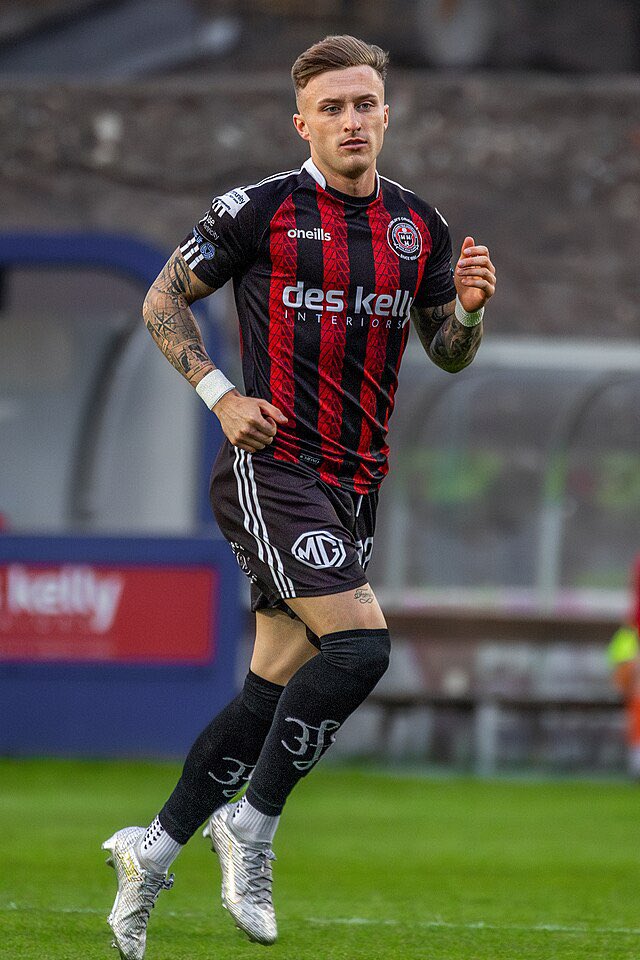 LOI FAN TV tweet media