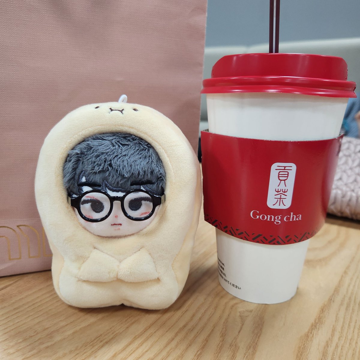 vvonvvooo's tweet photo. 이게 벌써 1년 전이라니🫠
붕어빵 한입에 와앙 하구싶네
#알잘냥 #원우인형 https://t.co/BJD3hZuE3Q