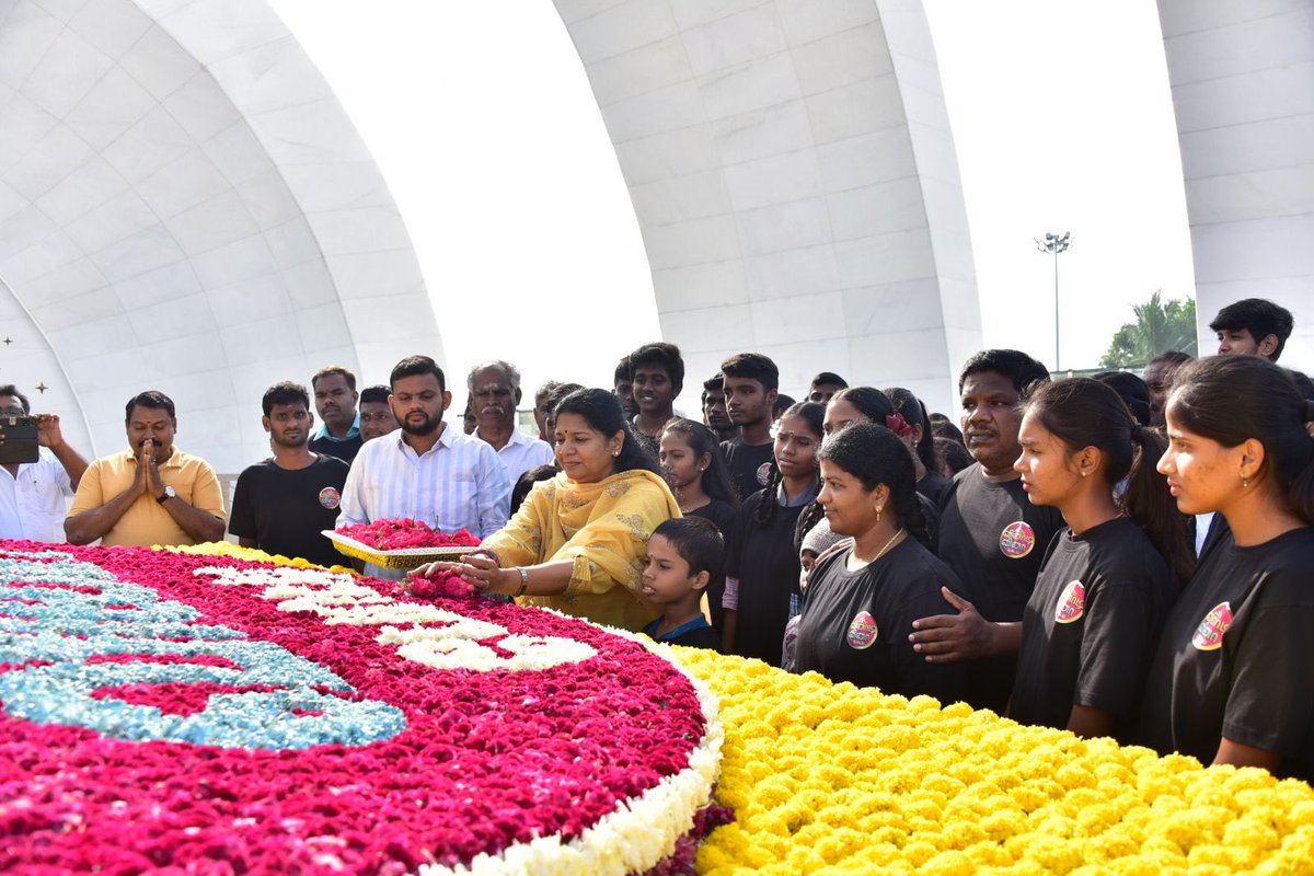 Kanimozhi (கனிமொழி) tweet media
