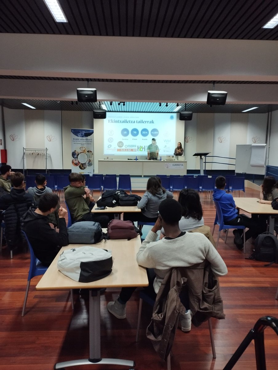 iurretalhii's tweet photo. Aste honetan KHODA enpresa @iurretalhii ra gerturatu da Storytelling, pitch balidazioa eta visual thinking-en inguruan #fabrikaziomekanikoa #produkzioarenprogramazioa #mantentzelanelektronikoa #telekomunikazioeninstalazioak eta #automozioa zikloetako ikasleei hitzaldi bat ematera https://t.co/nLyj0k8S5h