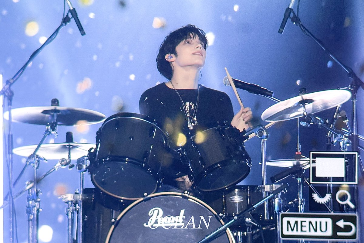 241122
#휴닝카이 #HUENINGKAI #ヒュニンカイ