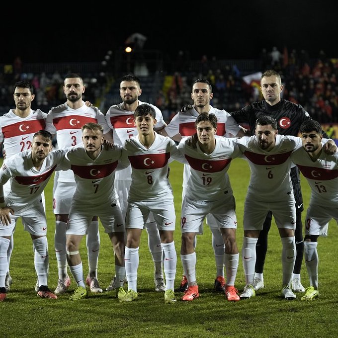 UEFA Uluslar Ligi Play-Off turunda Türkiye'nin rakibi Macaristan oldu. İlk maç Türkiye'nin ev sahipliğinde oynanacak.