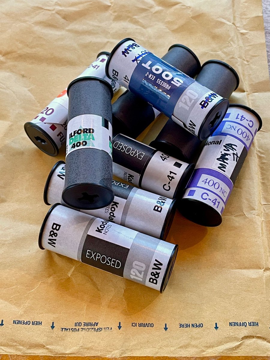 Les quelques pellicules que j'ai shoot pendant que RCE Foto m'a prêté le Mamiya 7 
Vidéo déjà disponible depuis Mercredi soir 👀