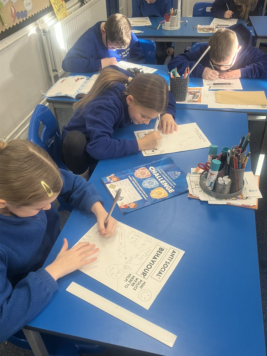 DAACMPteam's tweet photo. This morning Tyler and Gabby visited #ourladyoflourdesps to deliver the last week of our mini police project the group loved making there posters and learning about victims and offenders !
@pccchallenge @PccJoyAllen @DurhamPolice @DAAC_999
#AntiSocialBehaviourAwarenessWeek https://t.co/4cj806LcfA