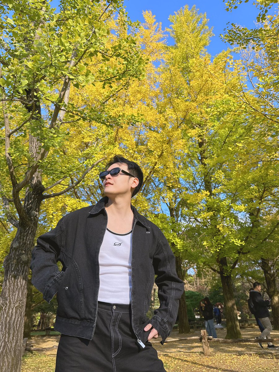 alexdefoxy's tweet photo. Seoraksan Autumn Leaves 🍁🍁🍁

#MrWeekendVacationer 
#alexdefoxy #myuniversealexdefoxy #korea #koreaalexdefoxy #Seoul #SeoulAledefoxy  #BAXtimeline #BAXalexdefoxy #BAXmoments #BAXoversea #vaca2024alexdefoxy #vaca2024 https://t.co/ynv3OuNkTC