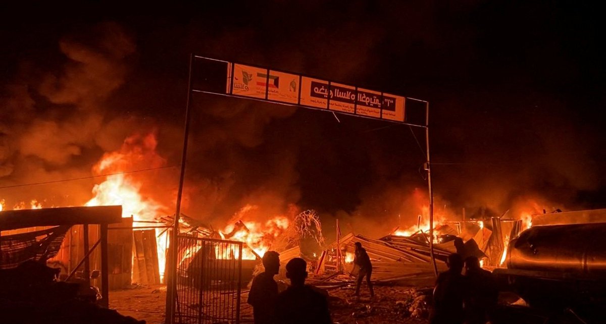 K1000Journalist's tweet photo. Quelques images de la "supériorité civilisationelle de l'Occident". https://t.co/eZj4lglotK
