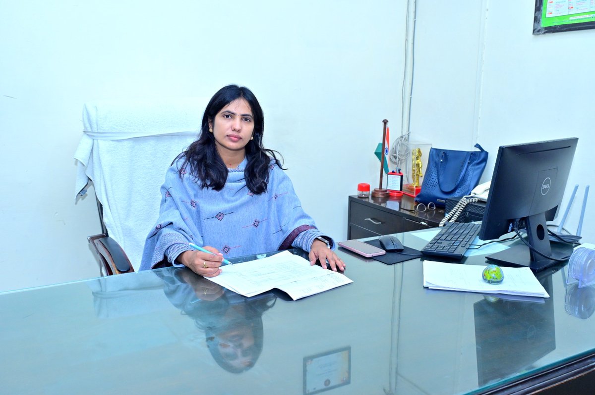 #Information | Today, Murti Dalal has assumed charge as the District Information and Public Relations Officer (DIPRO) in #Gurugram. She was appointed as a DIPRO in July this year. Prior to this, she was serving at the Chandigarh headquarters. 

 #DIPRO #PublicRelations