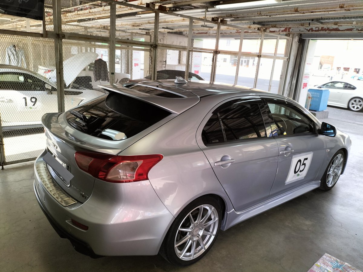 RETURN_HORNET's tweet image. #ギャランフォルティス
1年振りのオートポリス走行会
全開走行でエンジンぶん回して
楽しかったが、タイム短縮できず
相変わらずブレーキつっこみ過ぎ…
まだまだ下手くそやな〜