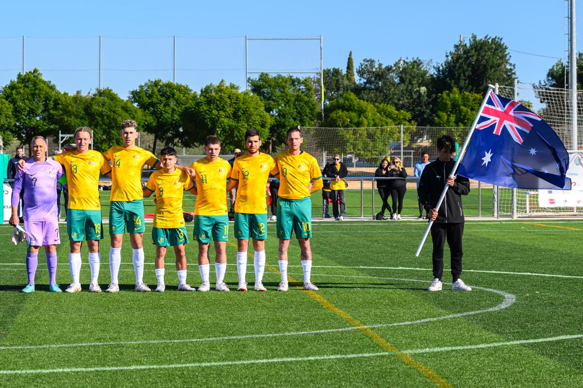 Side by side, ready to inspire 🇦🇺💚💛 

The CommBank Pararoos stand proud before kickoff in their IFCPF World Cup clash.

#Pararoos #2024WorldCup #AUSvTHA