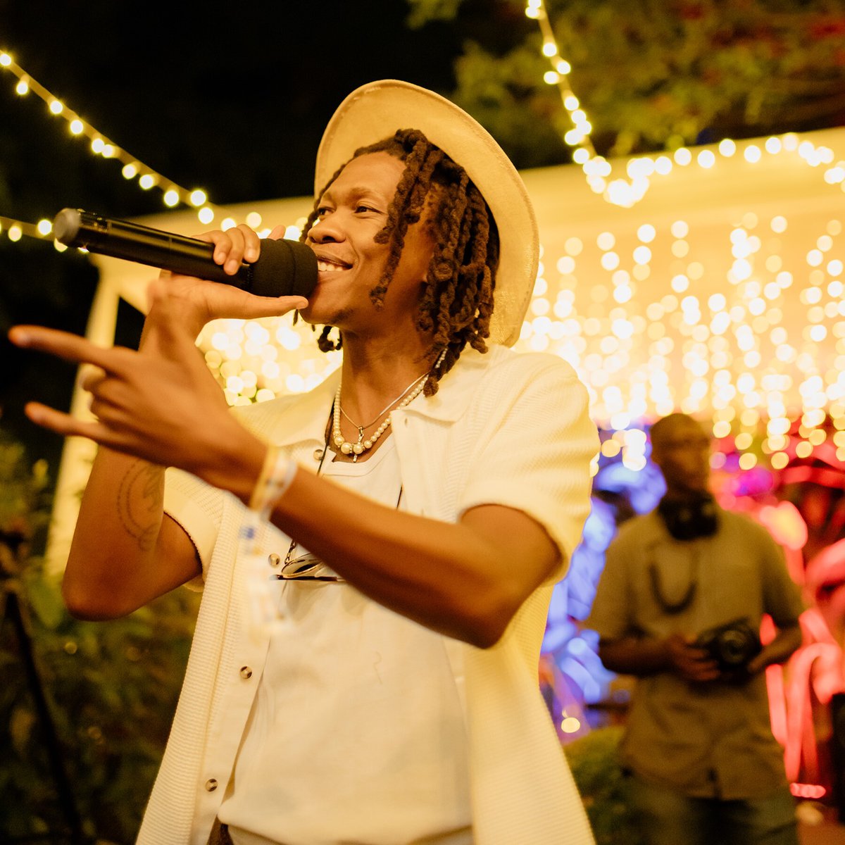 scriptsandbars's tweet image. As part of the Scripts and Bars showcase at ACCES 2024 in Kigali, Banshee and Indigo Saint performed at a welcome ceremony for Alison Thorpe, the incoming British High Commissioner to Rwanda. This experience elevated their profiles and helped them connect with new audiences.