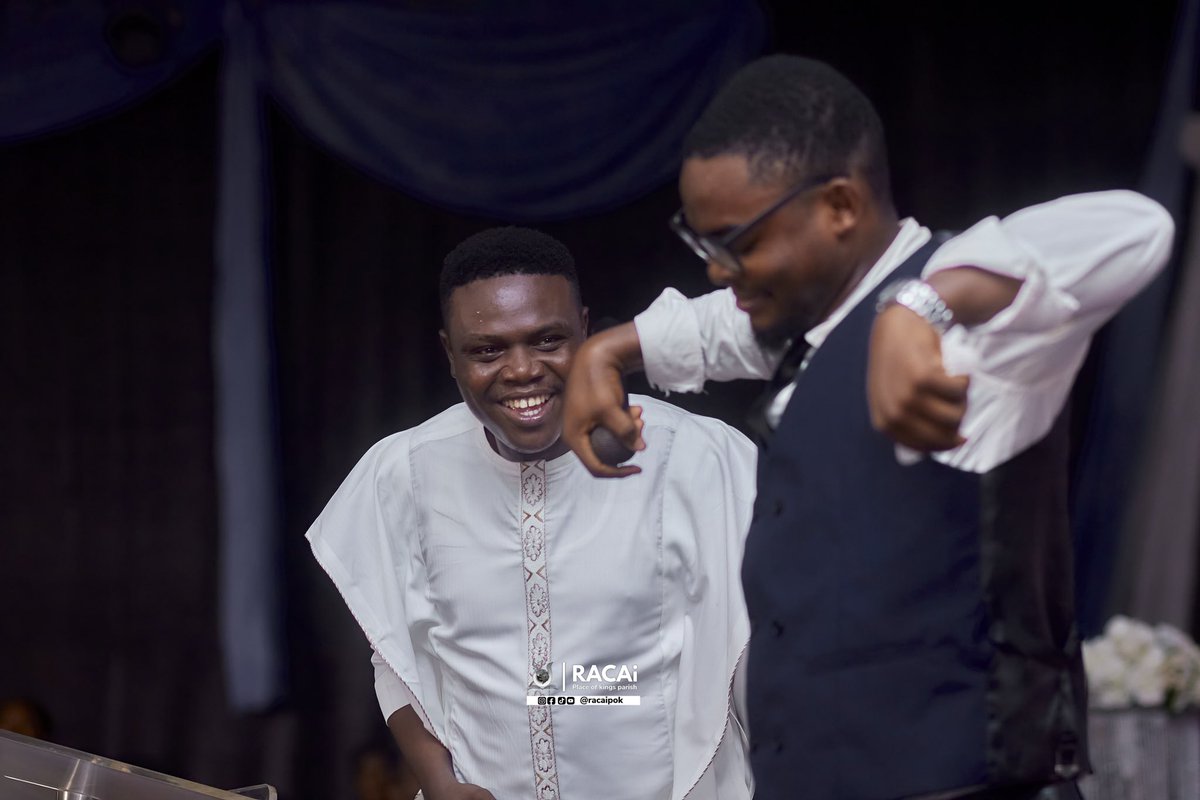 RacaiPok's tweet photo. Uruese: The joy of thanksgiving is satisfying 😘 Thanksgiving cannot be complete without giving the praises of dance 🤩 

#thanksgiving #thankgod #racai #racaipok #unibenchurch #thanksgivingservice https://t.co/RoMHkMmkii