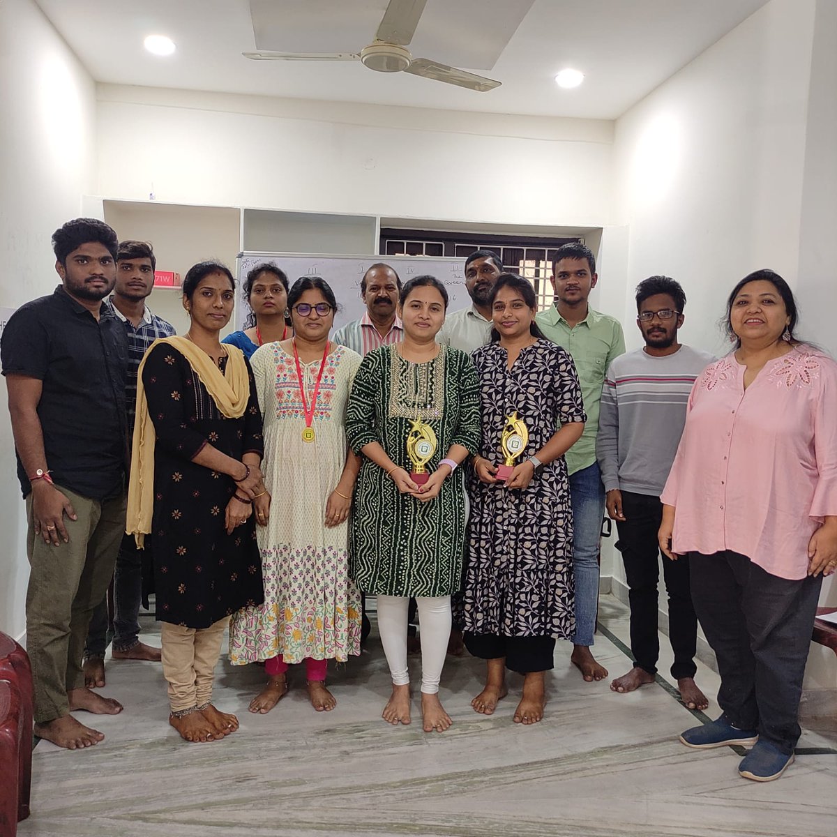 EnlishEngine's tweet photo. Quiz Activity Conducted At English Engine
winners of Competition
For More Details:
Call : 8019646484
Visit: https://t.co/yrcODvWHb5
#learnenglish #englishvocabulary #speakenglish #englishtips #englishlearning #success #english #spokenenglishguru #dailyvocabulary https://t.co/RGWBOLMRnm