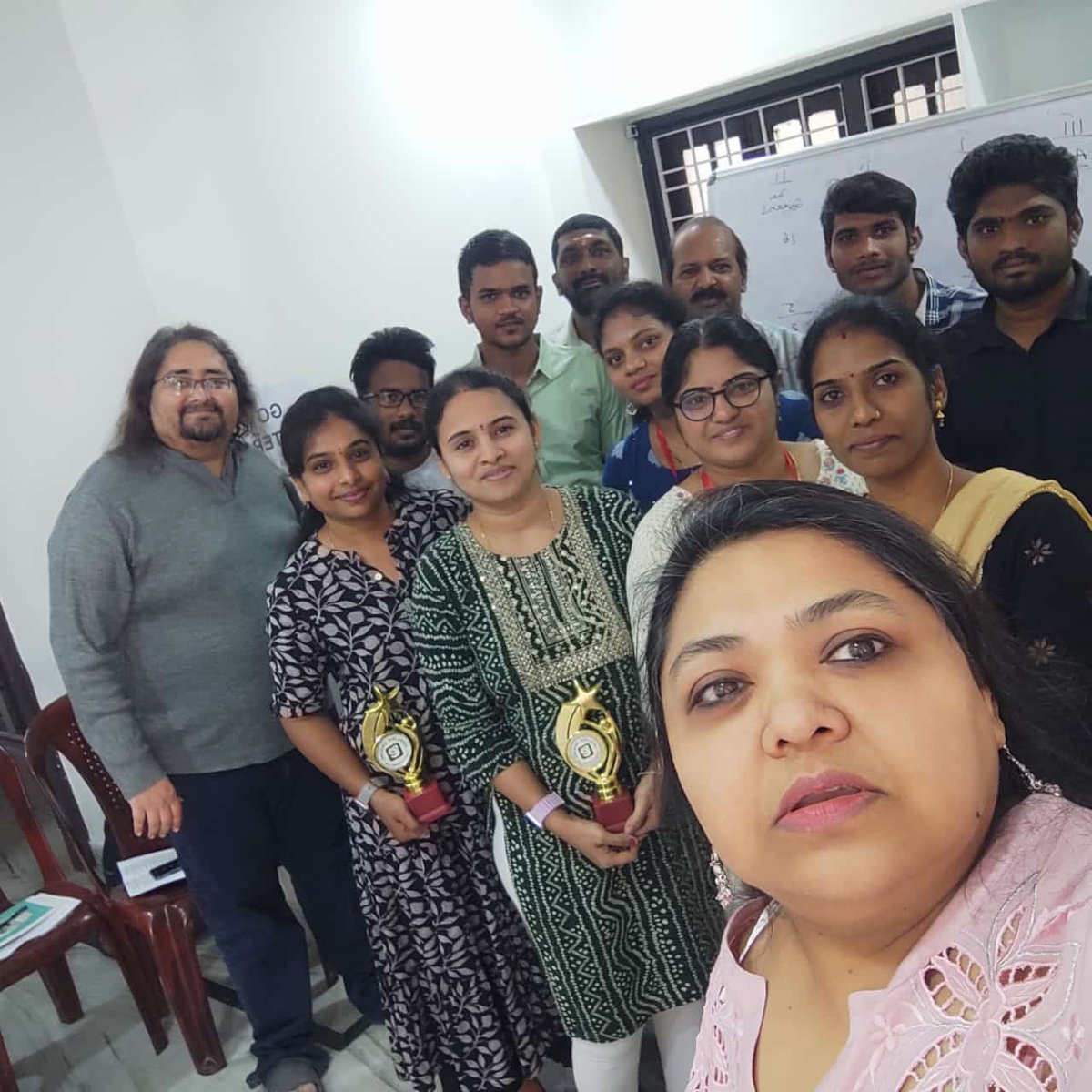 EnlishEngine's tweet photo. Quiz Activity Conducted At English Engine
winners of Competition
For More Details:
Call : 8019646484
Visit: https://t.co/yrcODvWHb5
#learnenglish #englishvocabulary #speakenglish #englishtips #englishlearning #success #english #spokenenglishguru #dailyvocabulary https://t.co/RGWBOLMRnm