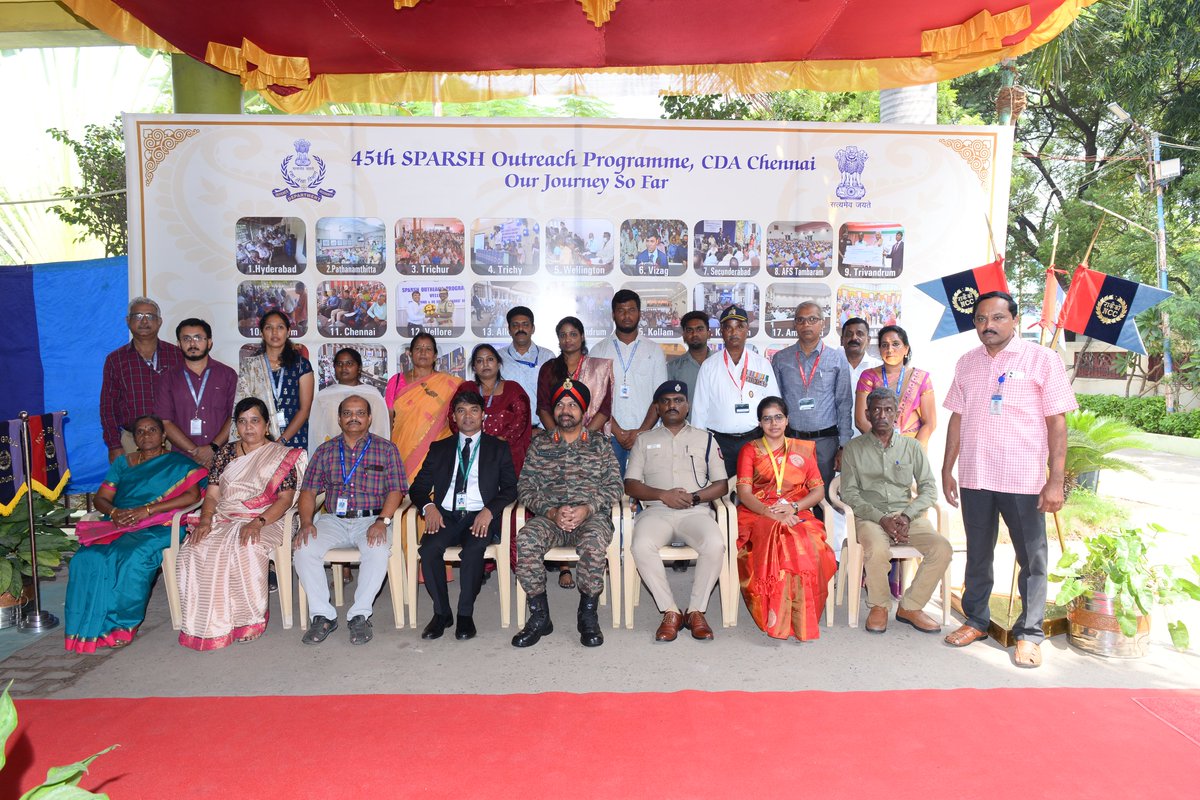Def_PRO_Chennai's tweet photo. SPARSH outreach program was organised @ Madurai by Controller of Defence Accounts, Chennai. Lt Gen KS Brar, AVSM, GOC HQ Dakshin Bharat Area was Chief Guest. CDA T.Jayaseelan IDAS chaired, in presence of Karun Garad IPS, DCP (South), Madurai. 1300 Defence Pensioners participated. https://t.co/RowyRi3xQ9