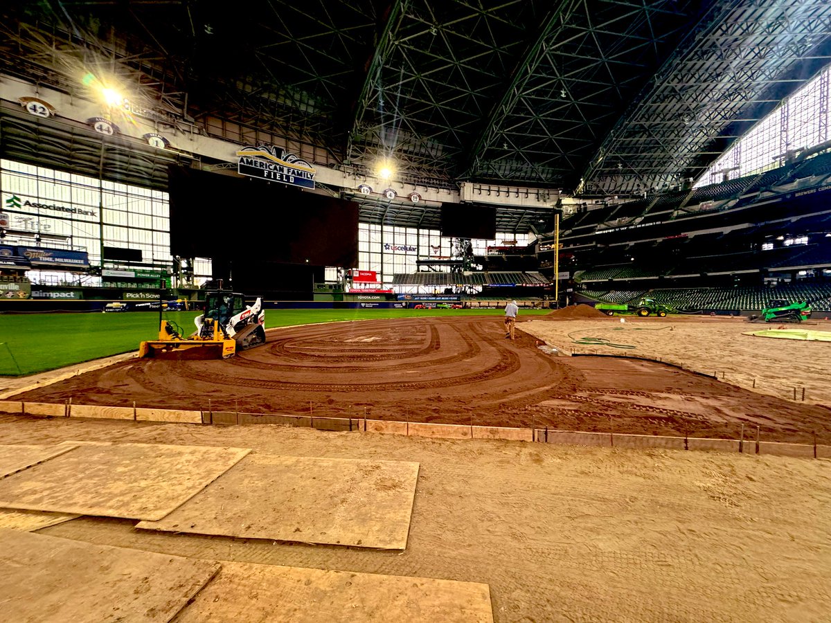 Ryan Woodley (@ryan_woodley) on Twitter photo What a couple of weeks! This project has been a few years in the making and canโt thank the front office enough for allowing it to happen. Excited to supply the best infield playing surface for this team. Introducing the new Dura Edge Moisture Rise System. What a couple of weeks! This project has been a few years in the making and canโt thank the front office enough for allowing it to happen. Excited to supply the best infield playing surface for this team. Introducing the new Dura Edge Moisture Rise System.