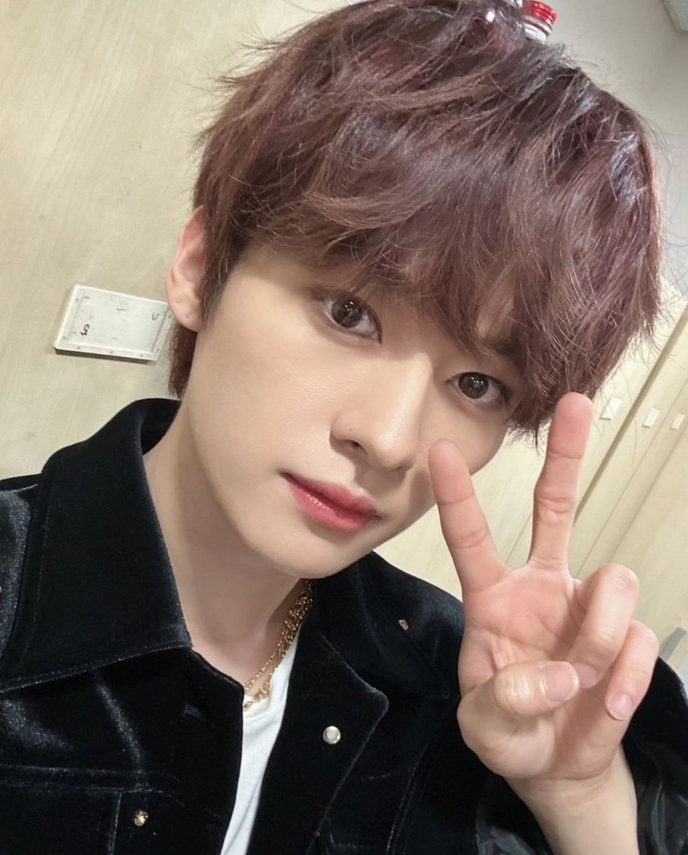 coyeye coyeye porque el #𝕿𝕚më·𝕚s运行𖦹u͝𝕥! y la verdad es que ya viene siendo hora de lucir bonito en el mejor evento de la zona, y aunque no tenga un #𝕒̄ngǝl𝕚c𓇺𝚍𝕣ess puesto, si ando con ganotas de gritar por mis #𝑆ünr𝕚sǝཋྀུ⃨m𝕚ni͝on𝕤!

𝐥övǝ ✮▩ུ⃨ 𝐤i𝑙𝕝a #𝐧ōr𝕚