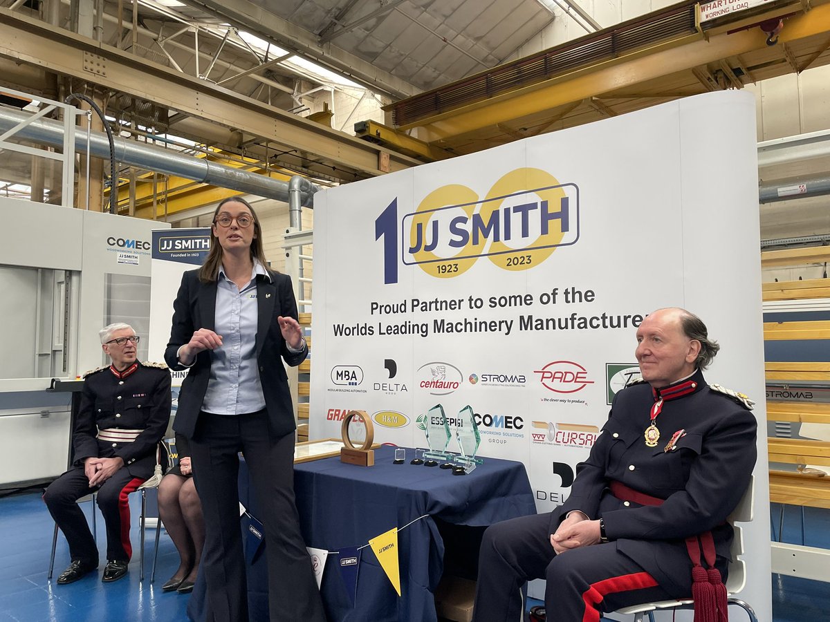 Presenting the King’s Award for Enterprise to J J Smith in Knowsley today.  Another amazing business in Merseyside.  Huge congratulations.