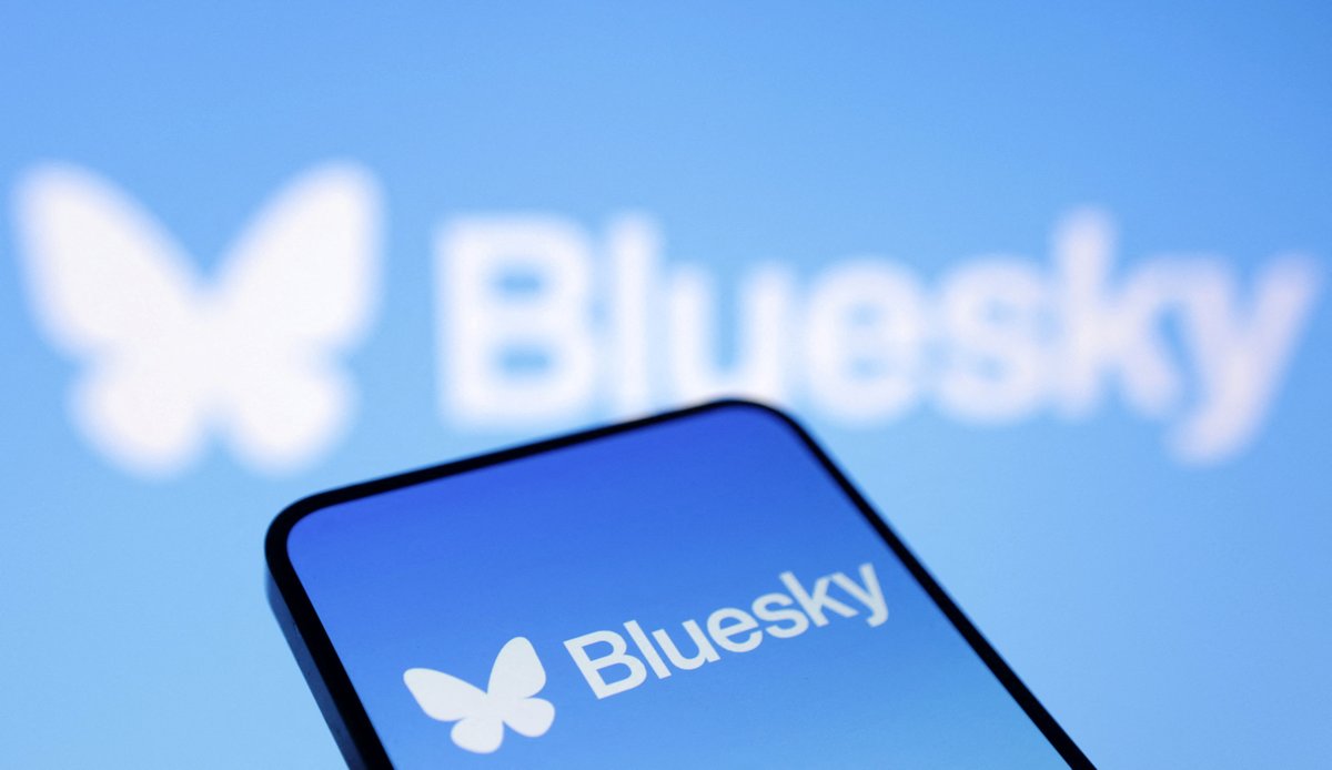 Hi, we are also on #Bluesky : Reuters on  bsky.app/profile/reuter… Myself on  bsky.app/profile/sdelah…, and many more... bcounter.nat.vg